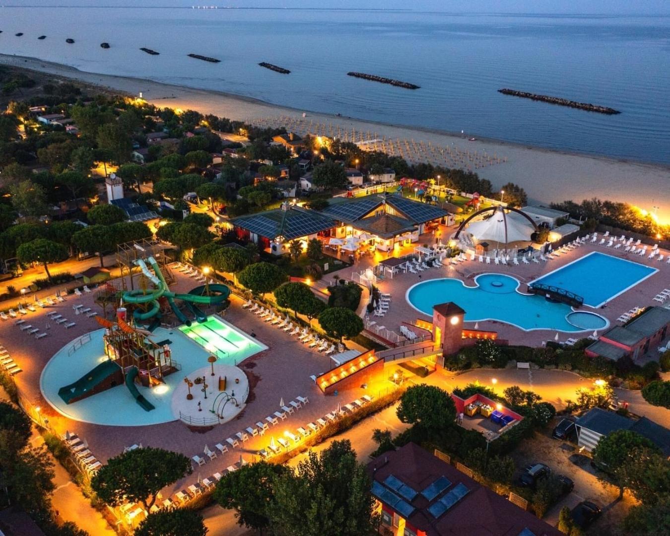 Lodge Tent Spiaggia E Mare Holiday Park Porto Garibaldi Exterior foto